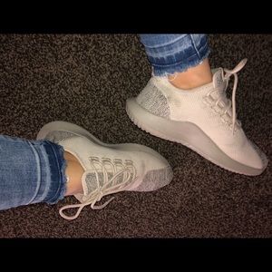 TUBULAR SHADOW ADIDAS